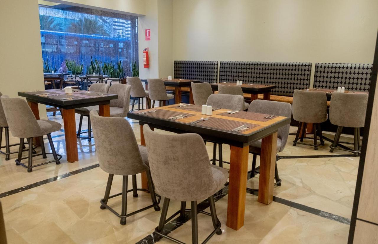 La Quinta By Wyndham Quito Hotel Ngoại thất bức ảnh