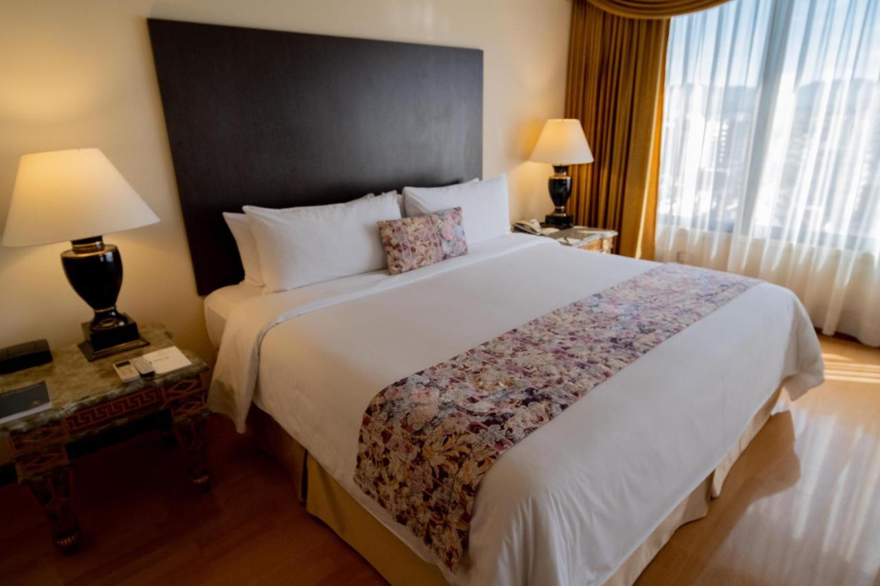 La Quinta By Wyndham Quito Hotel Ngoại thất bức ảnh
