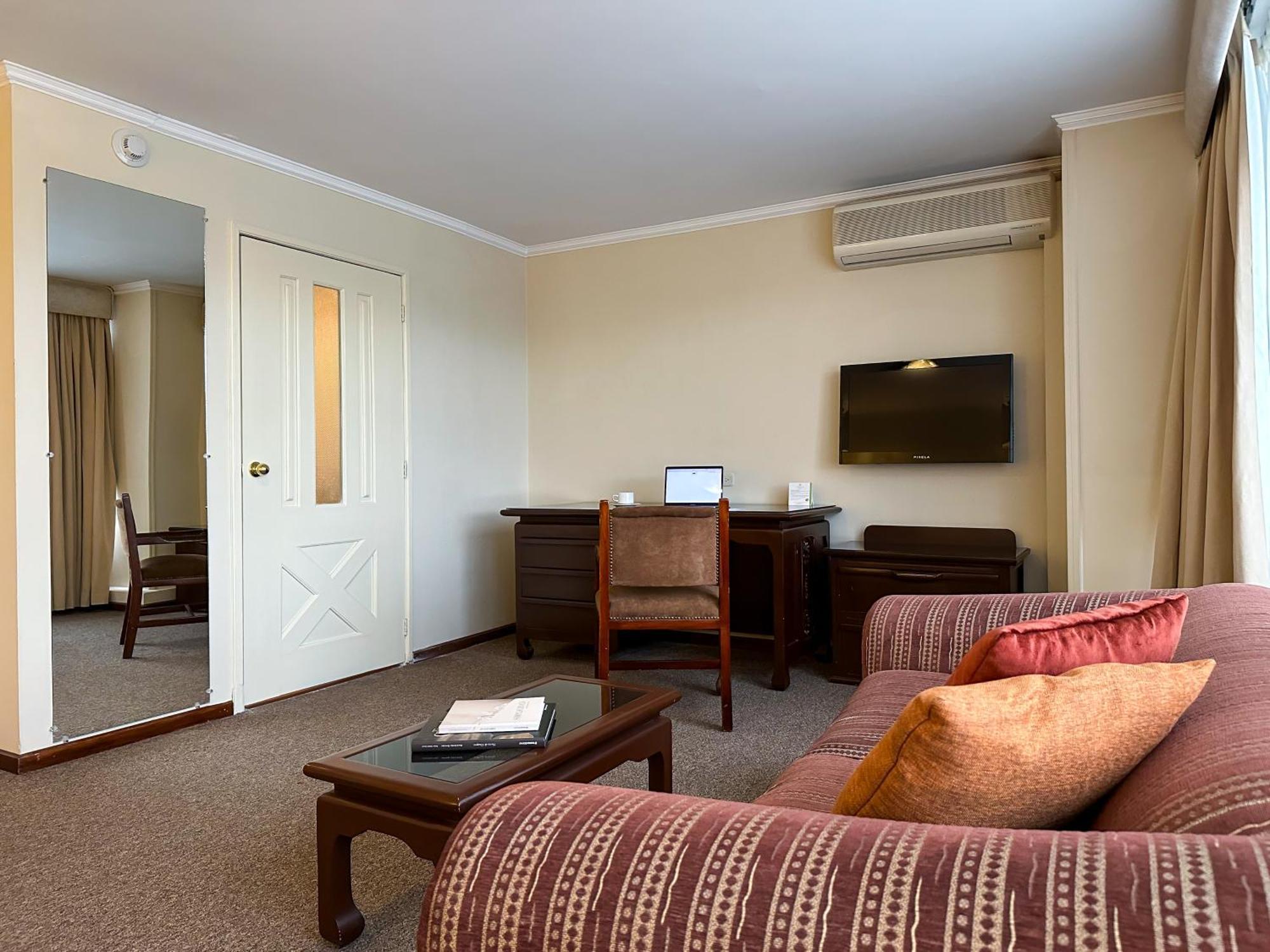 La Quinta By Wyndham Quito Hotel Ngoại thất bức ảnh