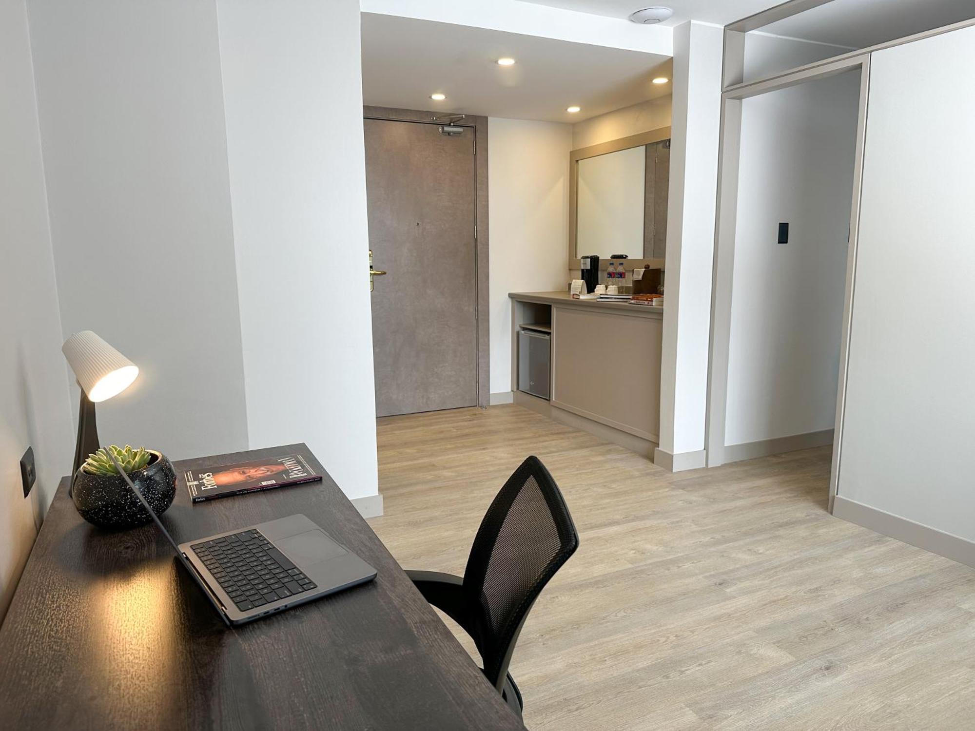 La Quinta By Wyndham Quito Hotel Ngoại thất bức ảnh