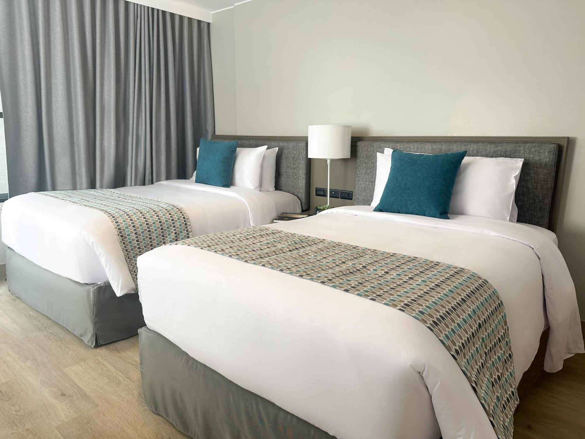 La Quinta By Wyndham Quito Hotel Ngoại thất bức ảnh