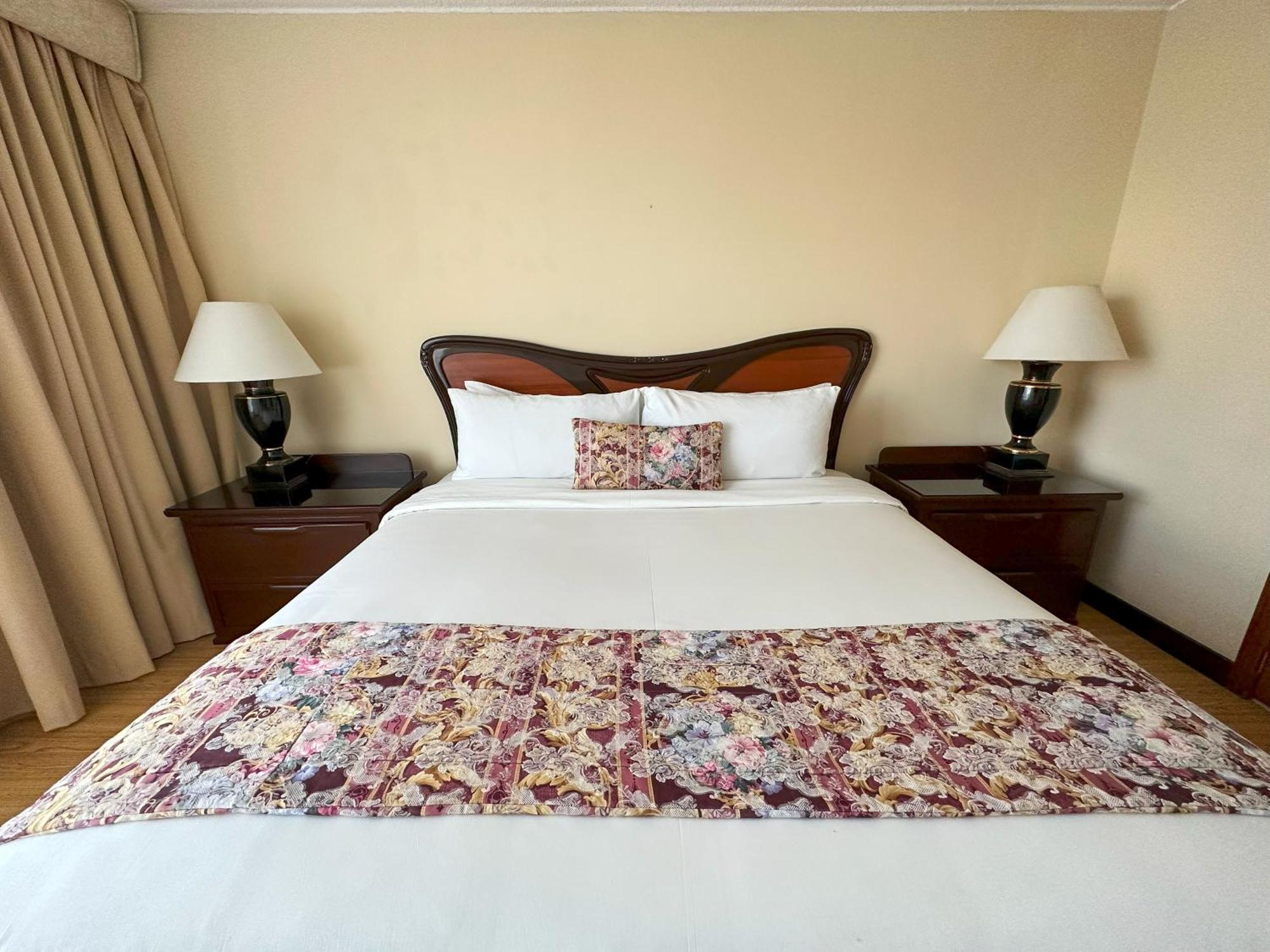 La Quinta By Wyndham Quito Hotel Phòng bức ảnh